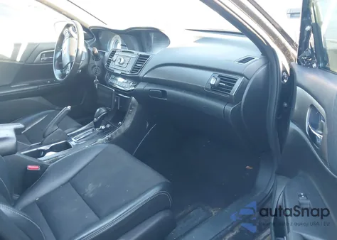 2017 Honda Accord Sport из США, поврежденный, VIN 1HGCR2F53HA165310